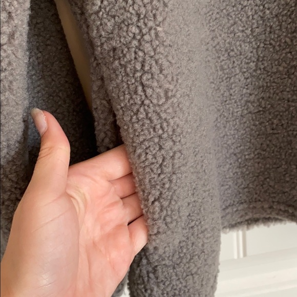 Jacket - Picture 3 of 4